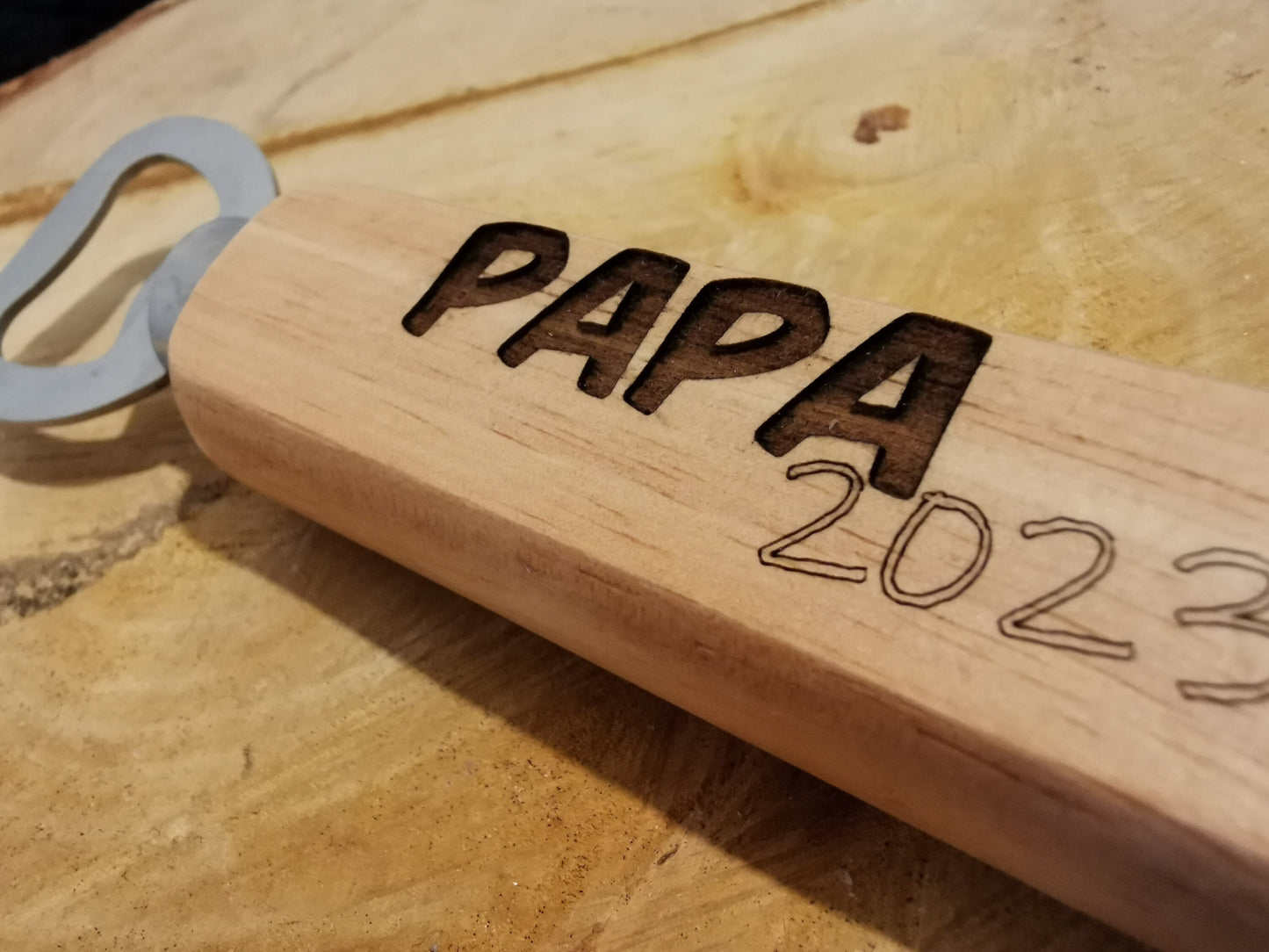 Flaschenöffner, Holz - personalisiert mit Wunschtext oder Name