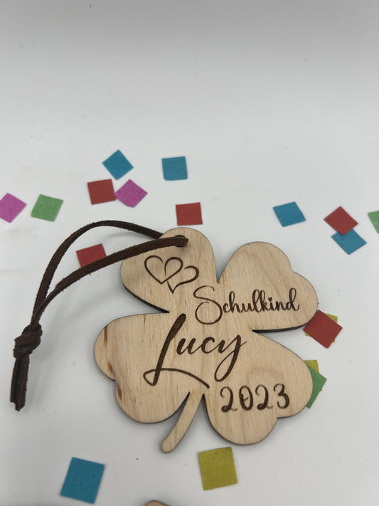 Anhänger Holz Schultüte / Schulanfang / personalisiert