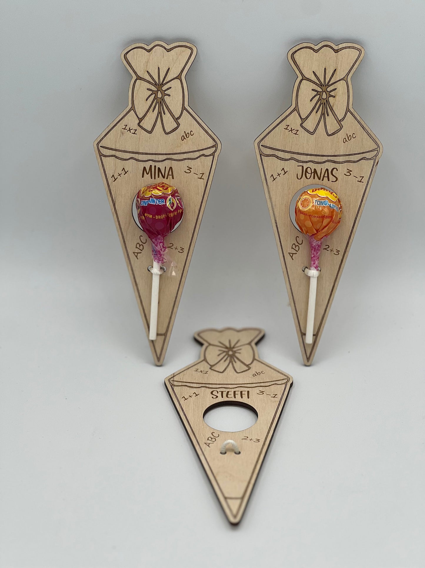 Geschenk zur Einschulung ,Schultüte aus Holz , Geschenkidee Zuckertüte Lolli, Schulkind Gastgeschenk, Schulanfang, Personalisiertes Geschenk