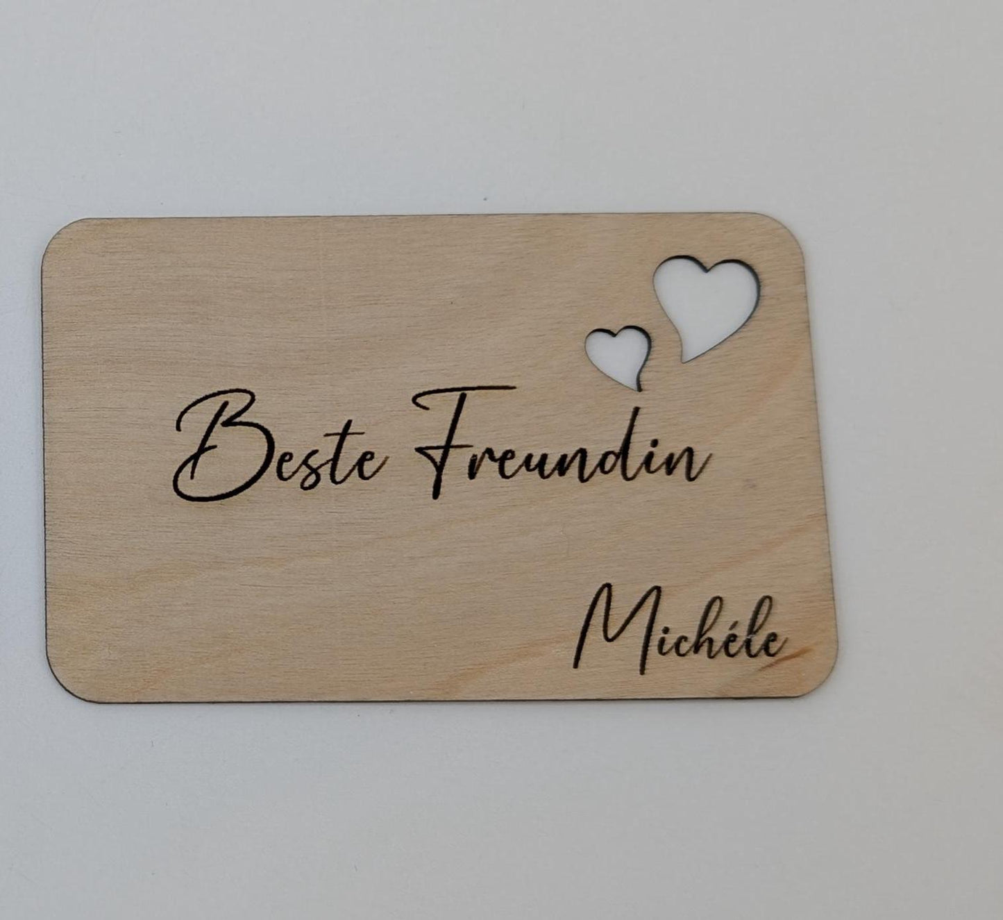 Liebes Visitenkarte aus 1mm starken Birkenholz, Größe 53x84mm mit Personalisierter Wunschgravur zum Valentinstag.