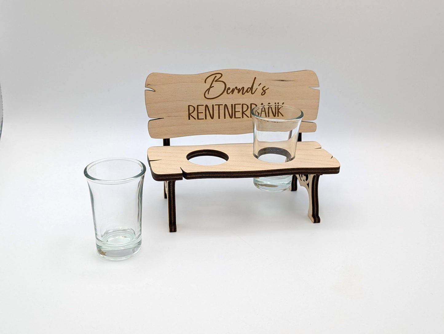 Geschenkidee zum Geburtstag, Schnapsbank, Rentnerbank aus 6mm Birkenholz, Personalisierbar, Personalisiertes Geschenk