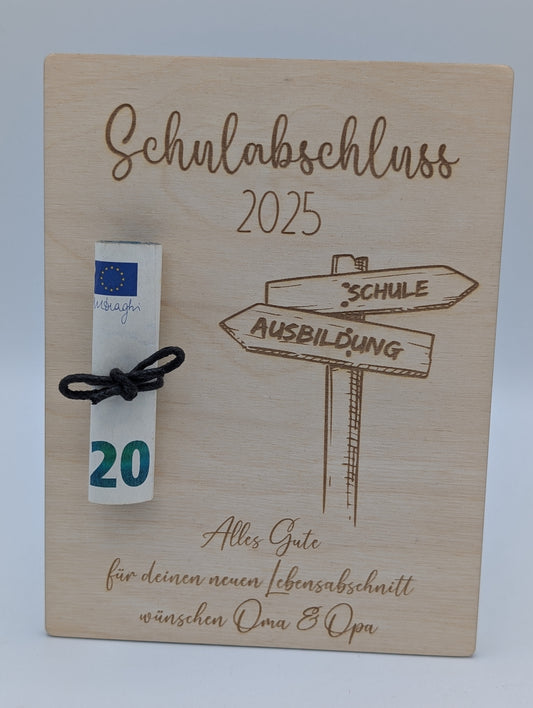 Personalisierte Holz-Geschenkkarte zum Schulabschluss – Kreatives Geldgeschenk aus Birkenholz