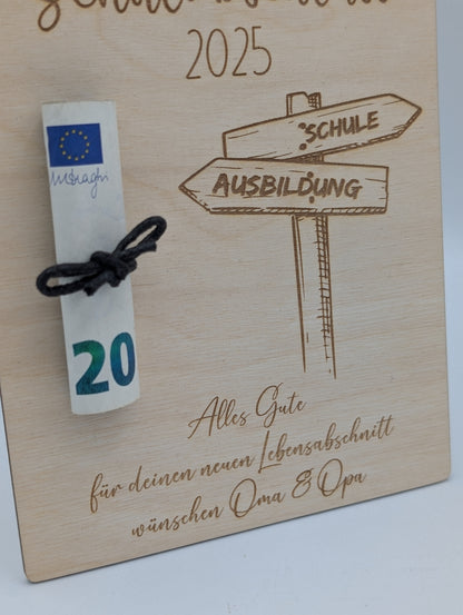 Personalisierte Holz-Geschenkkarte zum Schulabschluss – Kreatives Geldgeschenk aus Birkenholz
