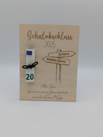 Personalisierte Holz-Geschenkkarte zum Schulabschluss – Kreatives Geldgeschenk aus Birkenholz