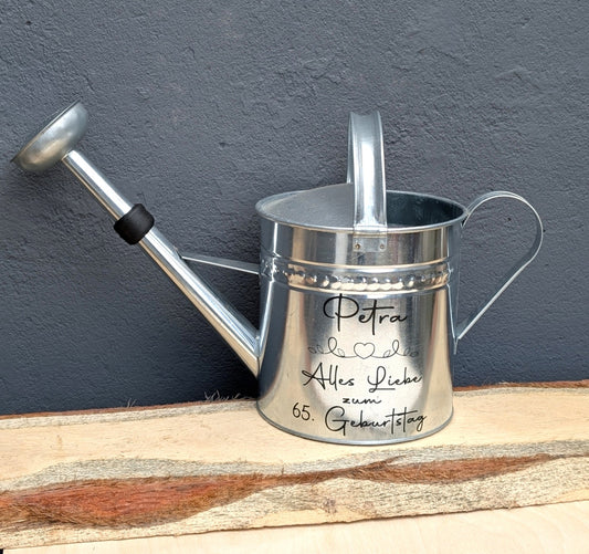 Personalisierte Metallgießkanne zum Geburtstag -  6,5L mit Wunschname & Alter