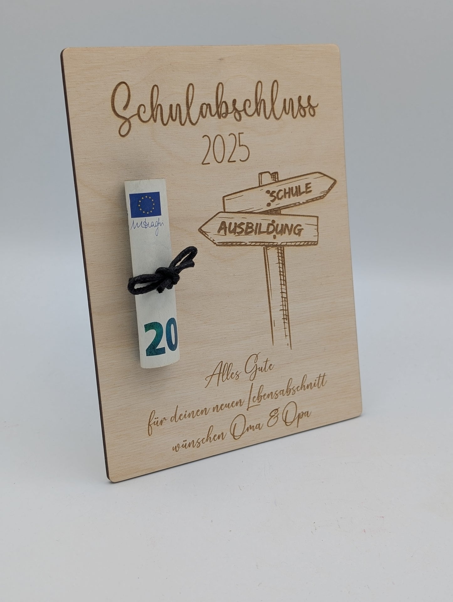 Personalisierte Holz-Geschenkkarte zum Schulabschluss – Kreatives Geldgeschenk aus Birkenholz