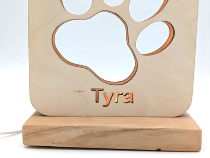 Personalisierte LED-Pfoten-Lampe mit Namen – Liebevolle Erinnerung an deinen Vierbeiner