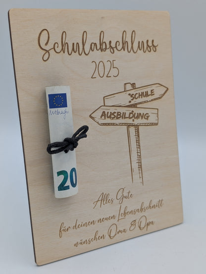 Personalisierte Holz-Geschenkkarte zum Schulabschluss – Kreatives Geldgeschenk aus Birkenholz