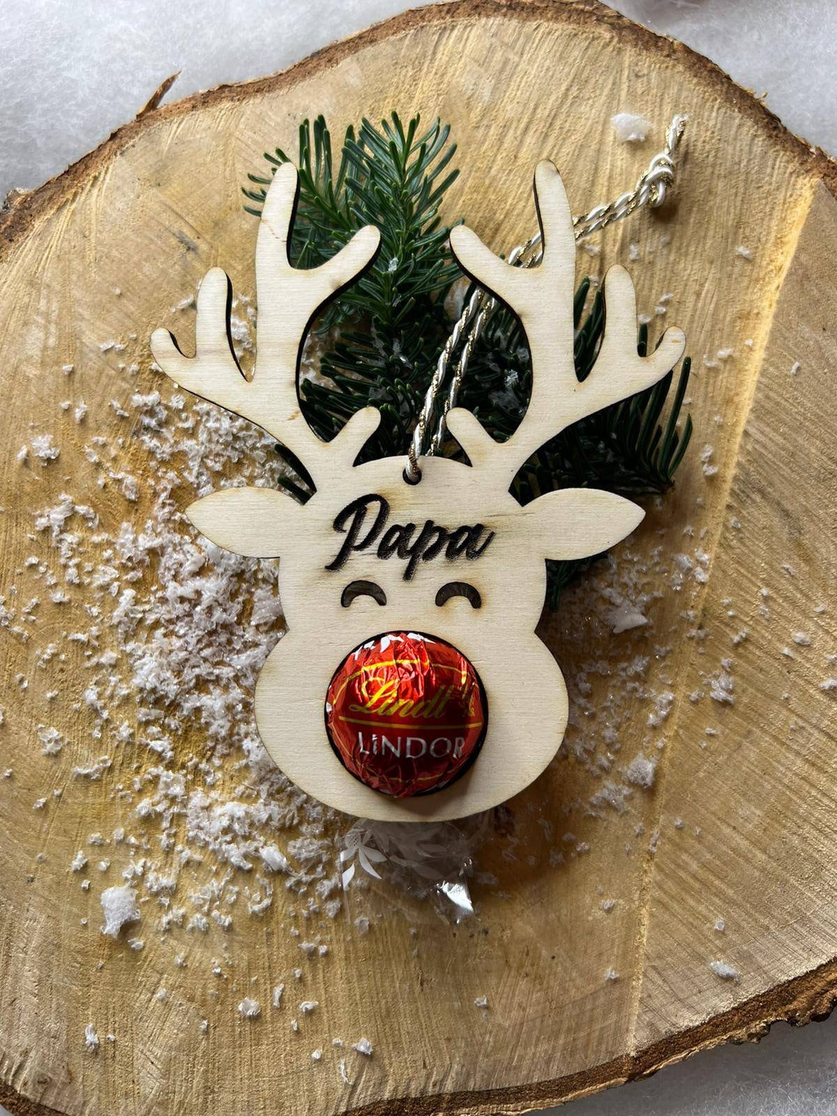 Rentier Schoko Weihnachtskugel, Mitbringsel, Personalisierter Christbaumschmuck aus Holz, Geschenkidee, Weihnachtsgeschenk, Weihnachten