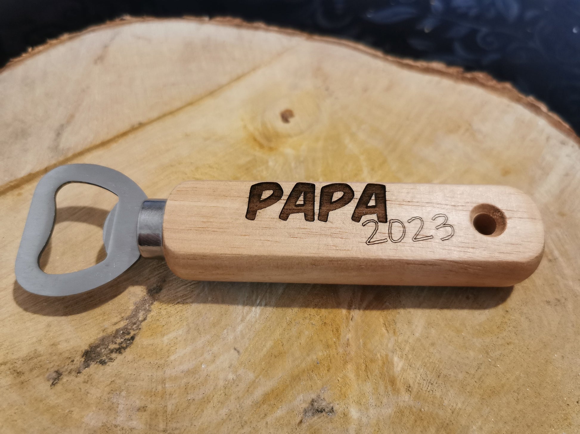 Flaschenöffner, Holz - personalisiert mit Wunschtext oder Name