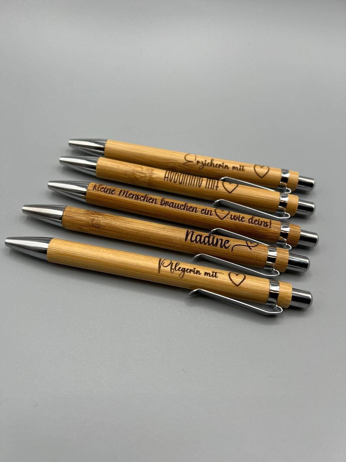 Kugelschreiber aus Bambusholz Personalisiert, Personalisierbar mit Namen oder Wunschbeschriftung