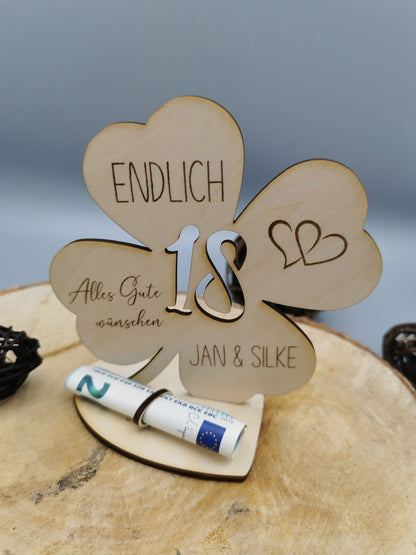 Geldgeschenk Kleeblatt Holz 66. Geburtstag, 12,5cm oder 18,0cm, Geldgeschenk auf Wunsch mit Namensgravur