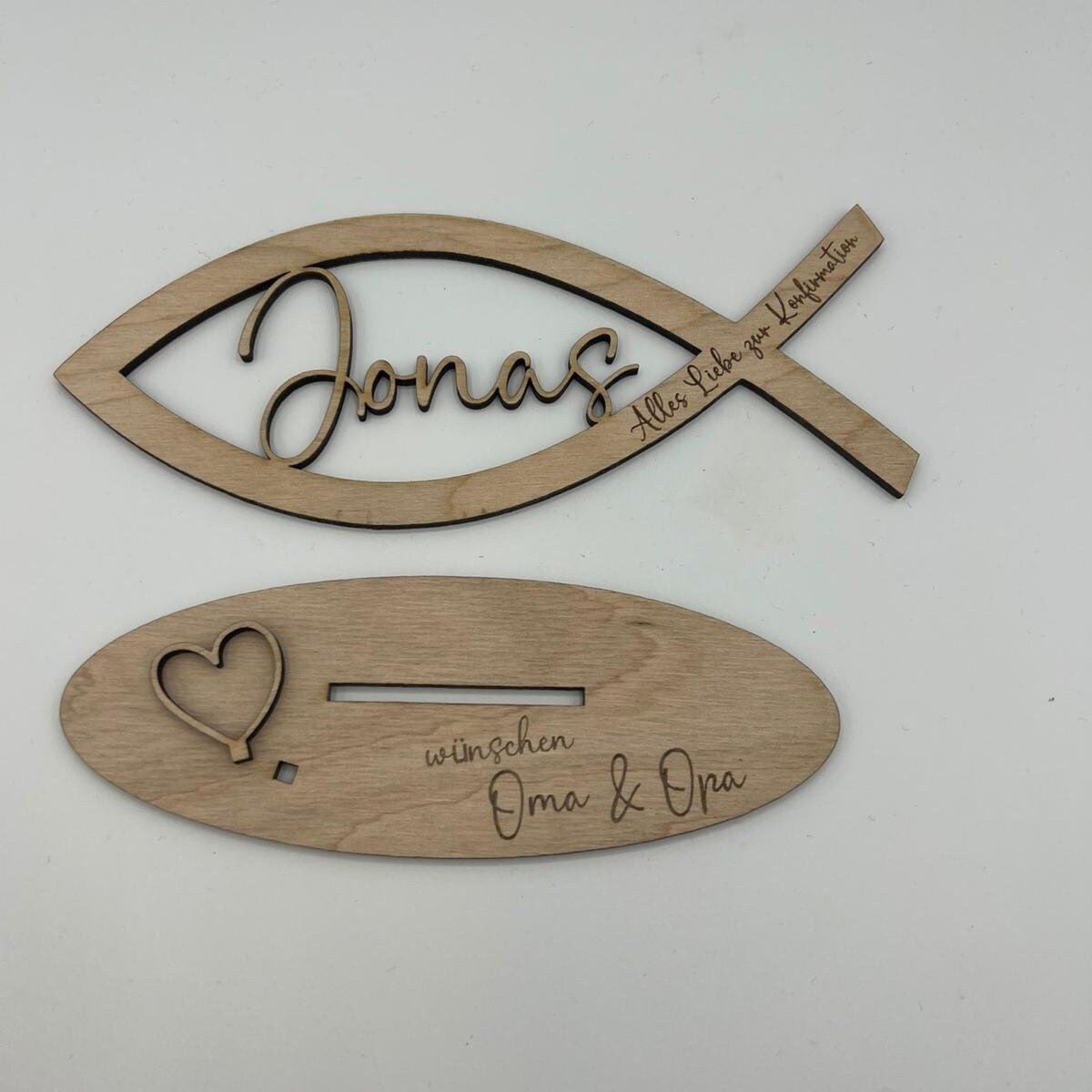Geldgeschenk zur Konfirmation, Fisch mit Wunschname, Gravur aus Holz, Geschenkidee Kommunion, Taufe, Jugendweihe, Namensgebung, Firmung