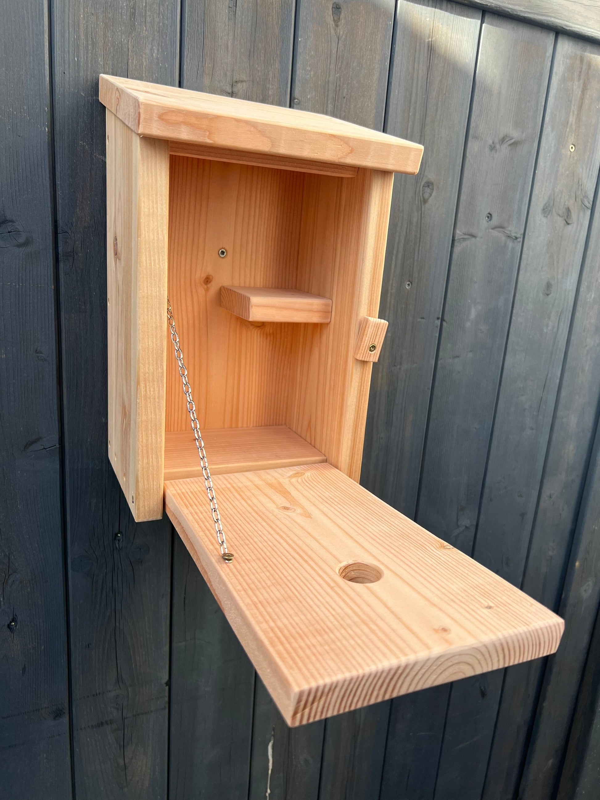 Minibar Vogelhaus aus Lärche, Zwitscherkasten, Nistkasten, Geschenk für ihn, Vatertag, lustiges Geburtstagsgeschenk, Geschenkidee Grillparty