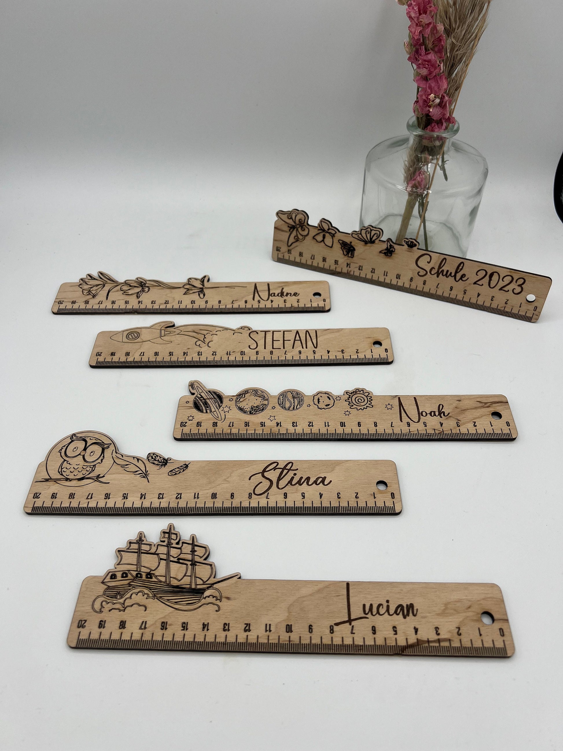 Lineal Personalisiert, Schulkind 2023, Lineal, Messlatte 20cm, Holzlineal, Lineal aus Holz