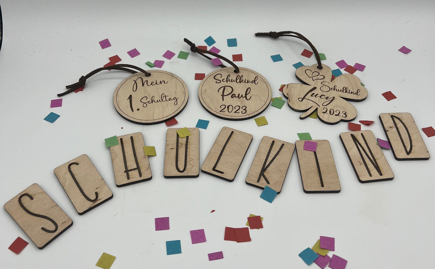 Anhänger Holz Schultüte / Schulanfang / personalisiert