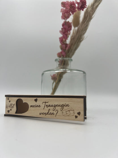 Willst du meine Trauzeugin werden ? gravierte Geschenkbox Geschenkverpackung Schokoriegel personalisierbar