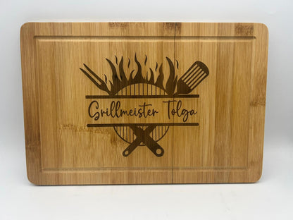 Grillbrett mit Namensgravur 20x30cm /Hochwertig gearbeitetes Schneidebrett aus Bambus, Personalisierbar, Vatertag, Muttertag/ Grillmeister
