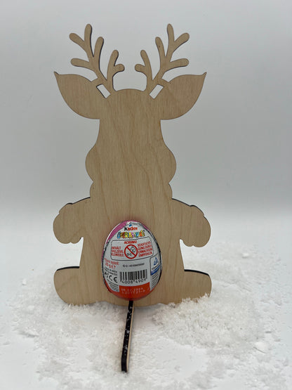 Rentier Aufsteller aus Birken Sperrholz, in die Öffnung passt ein Ü-ei. Eine schöne Geschenkidee für Kinder.