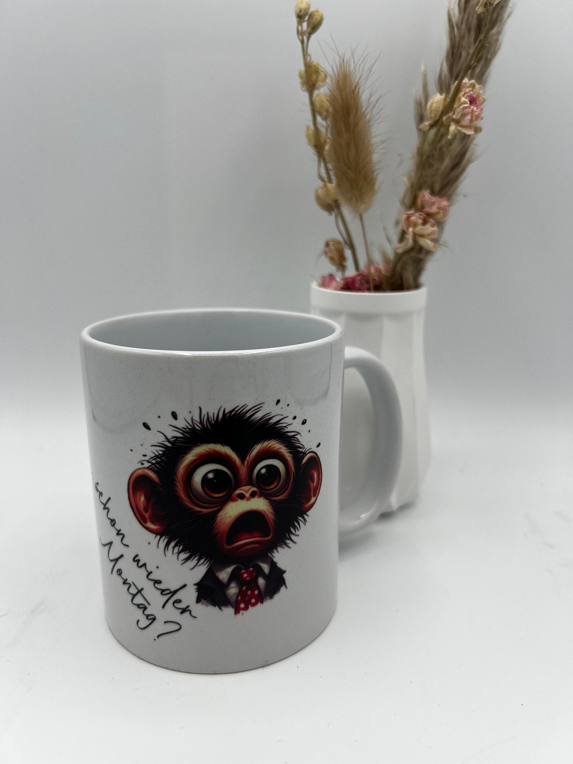 Personalisierbare Keramiktasse , Montagtasse , Tasse zum Geburtstag , Geschenk zum Geburtstag ,Lustiger Becher zum verschenken  , Becher Dekoschuppen