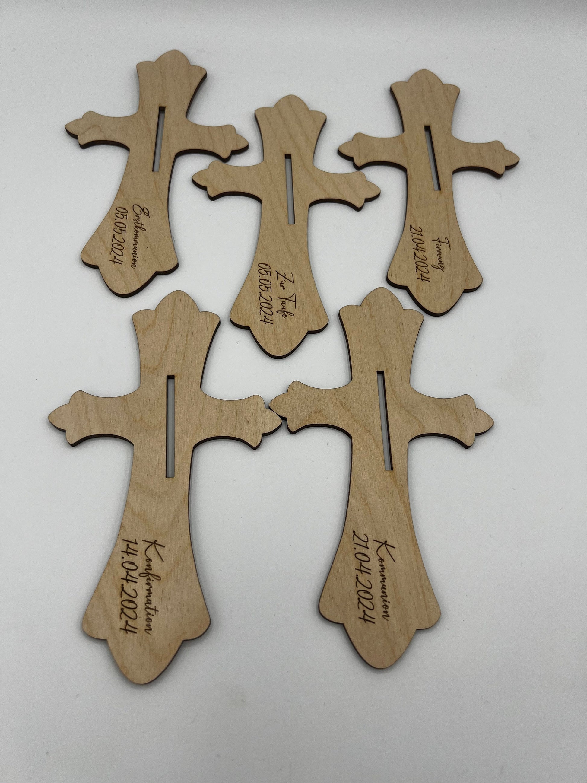Tischdekoration zur Konfirmation aus Holz, Taufdeko , Fisch mit Wunschname inkl. Gravur aus Holz, Kommunion, Taufe, Jugendweihe,
