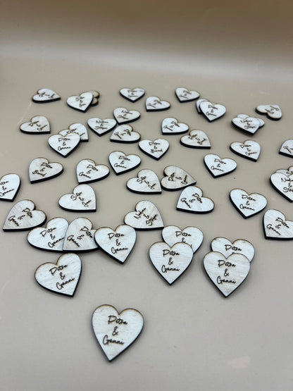 Streudeko zur Hochzeit /Dekoration Tisch / Herzen mit Namen/ Platzkarten/Holz Herz Personalisiert Hochzeit Tischdeko Geburtstag/ 50stk