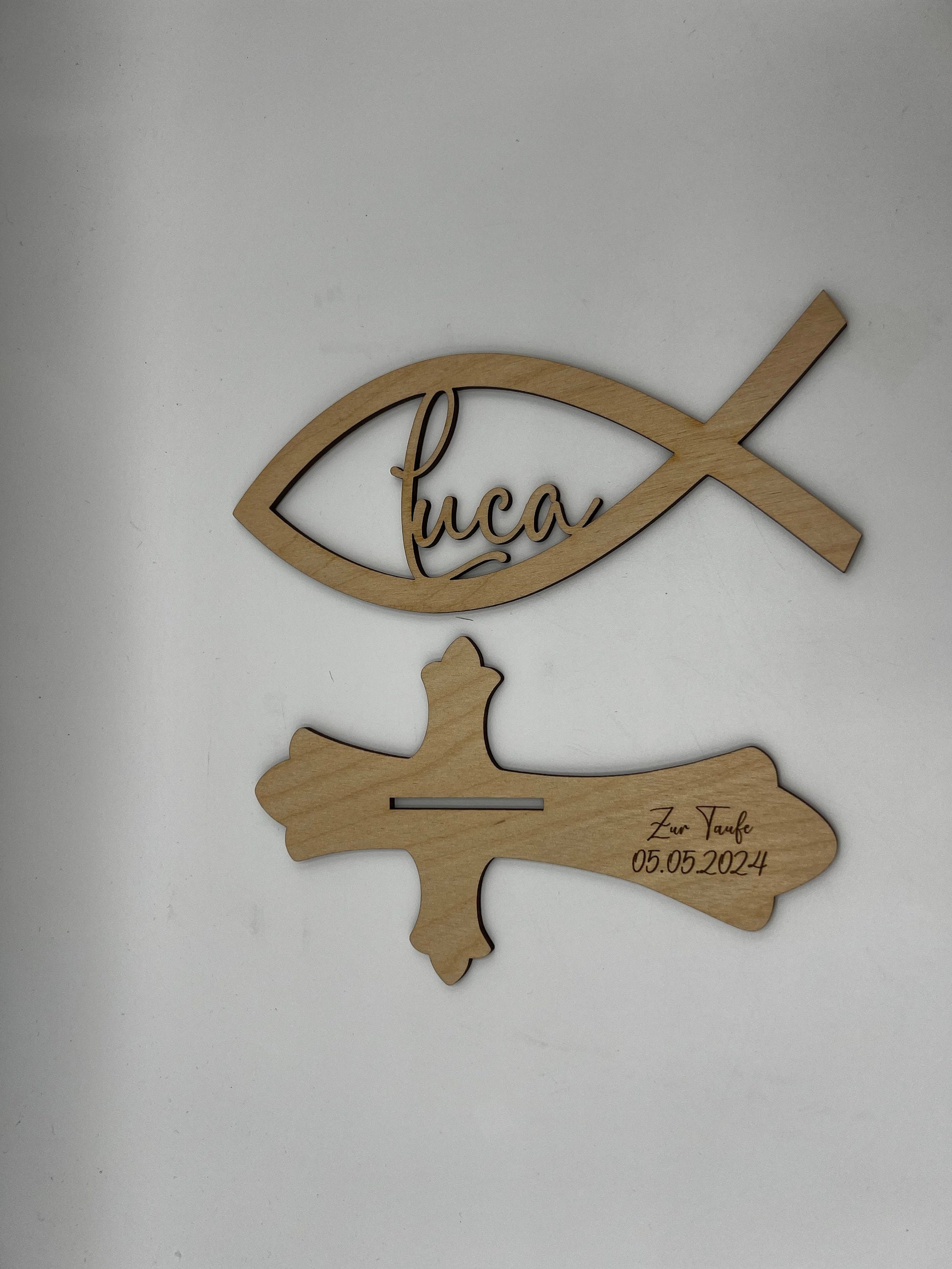 Tischdekoration zur Konfirmation aus Holz, Taufdeko , Fisch mit Wunschname inkl. Gravur aus Holz, Kommunion, Taufe, Jugendweihe,