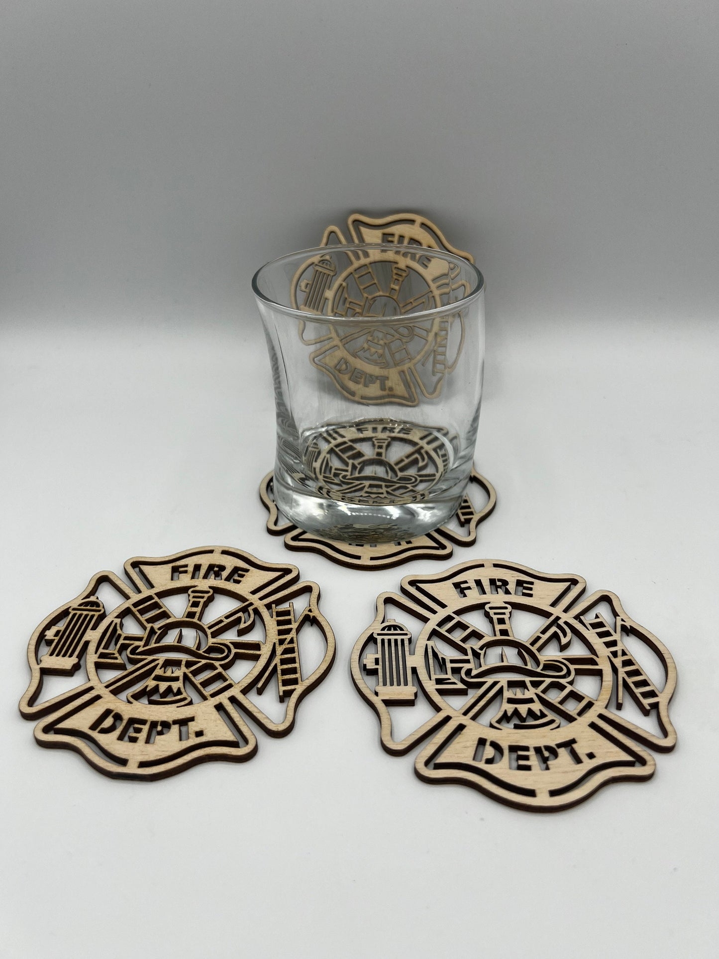 Glasuntersetzer Feuerwehr , Glasuntersetzer Holz , 4 stück Untersetzer, Geburtstaggeschenk , Geburtstag , Feier , Hochzeit