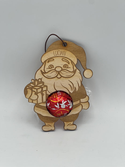 Personalisierter Weihnachtsmann / Weihnachtsmann mit Schokoladenkugel/ Holzanhänger/ Baumschmuck/ Geschenkanhänger