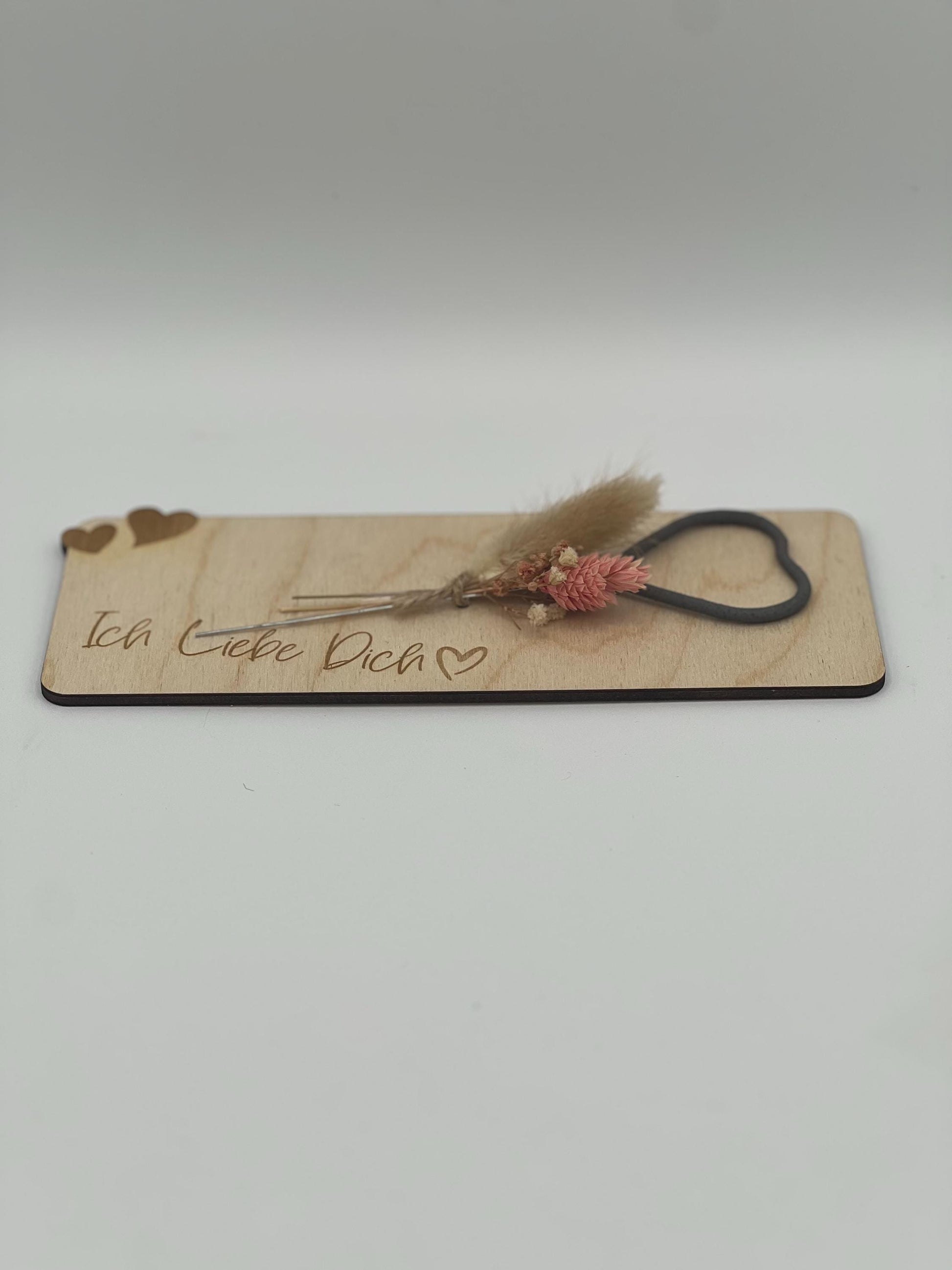 Wunderkerzenhalter aus Holz mit Trockenblumen, Personalisierbar zum Geburtstag, Valentinstag oder besondere Momente. kleines Mitbringsel