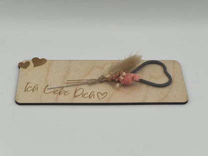 Wunderkerzenhalter aus Holz mit Trockenblumen, Personalisierbar zum Geburtstag, Valentinstag oder besondere Momente. kleines Mitbringsel