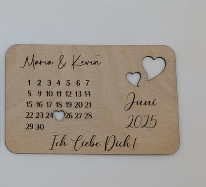 Liebes Visitenkarte aus 1mm starken Birkenholz, Größe 53x84mm mit Personalisierter Wunschgravur zum Valentinstag.