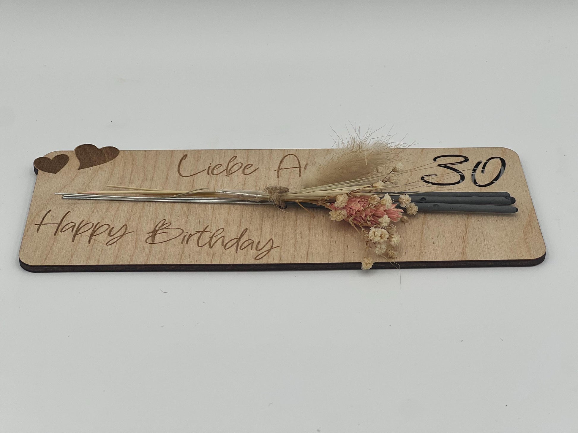 Wunderkerzenhalter aus Holz mit Trockenblumen, Personalisierbar zum Geburtstag, Valentinstag oder besondere Momente. kleines Mitbringsel