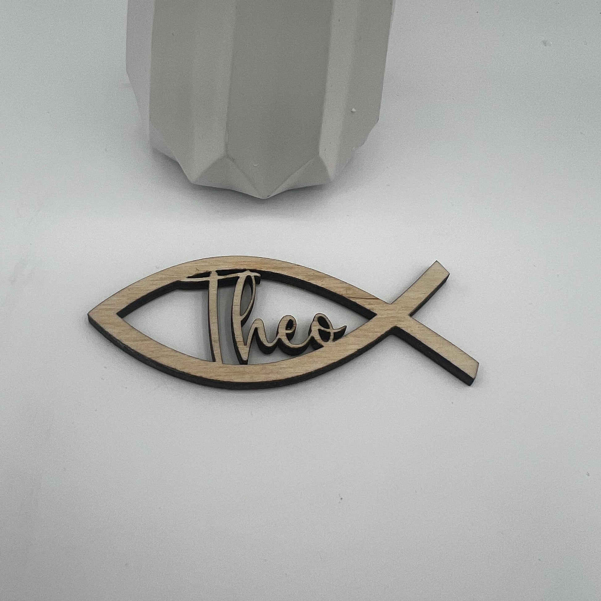 Streudeko zur Konfirmation, Fische aus Holz mit Namen