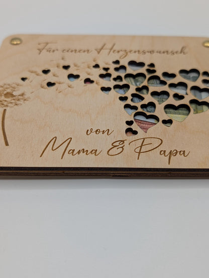 Geldgeschenk Geschenkkarte aus Holz mit Pusteblume und Herzen, Geld verschenken