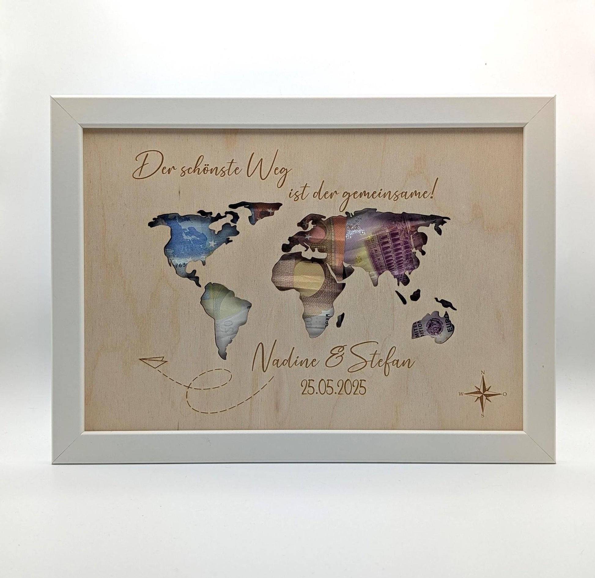 Geldgeschenk Weltkarte im Bilderrahmen, personalisierte Geschenkidee für das Brautpaar, Hochzeitsgeschenk aus Holz personalisiert