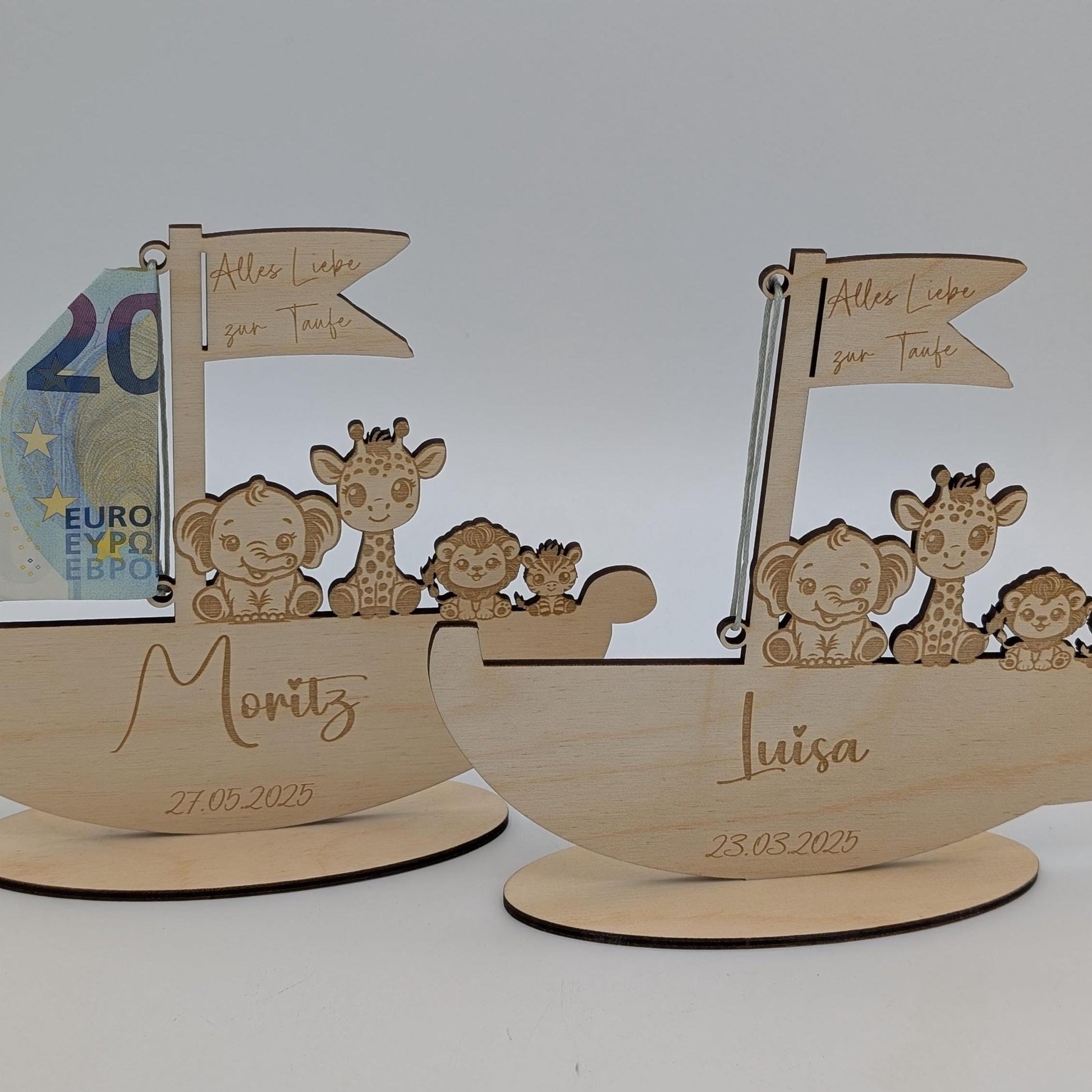 Personalisierbares Holzboot als einzigartiges Geldgeschenk zur Geburt oder Taufe. Mit individueller Gravur von Name, Anlass und optionalem Datum. Dekoratives Andenken aus unbehandeltem Birkenholz, ca. 17 cm x 14,4 cm groß. Perfekt als kreative Geschenkidee für Babys und Kinderzimmer-Deko.
