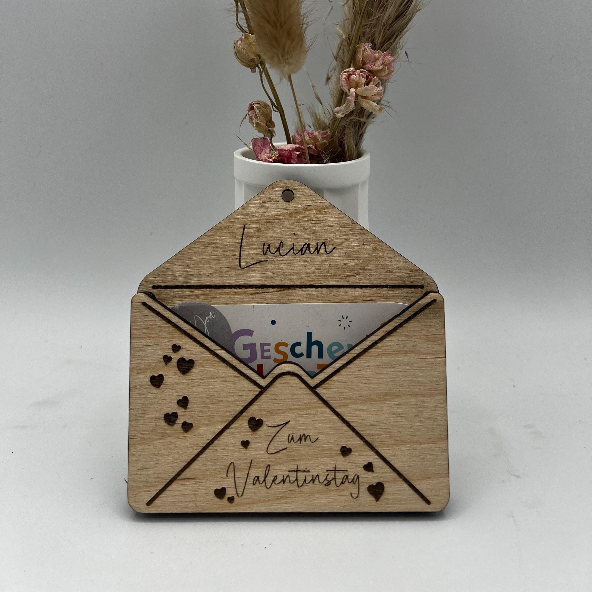 Kleiner Briefumschlag aus Holz, zum verschenken von Geld oder Gutscheinen, als Alternative zum Klassischen Umschlag, auf Wunsch auch Personalisiert mit Namen