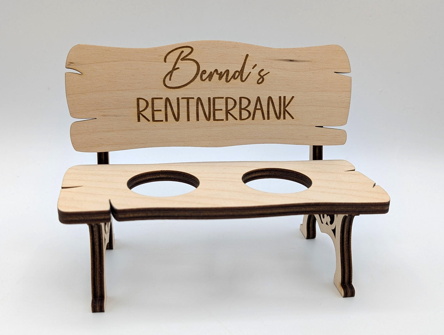 Geschenkidee zum Geburtstag, Schnapsbank, Rentnerbank aus 6mm Birkenholz, Personalisierbar, Personalisiertes Geschenk