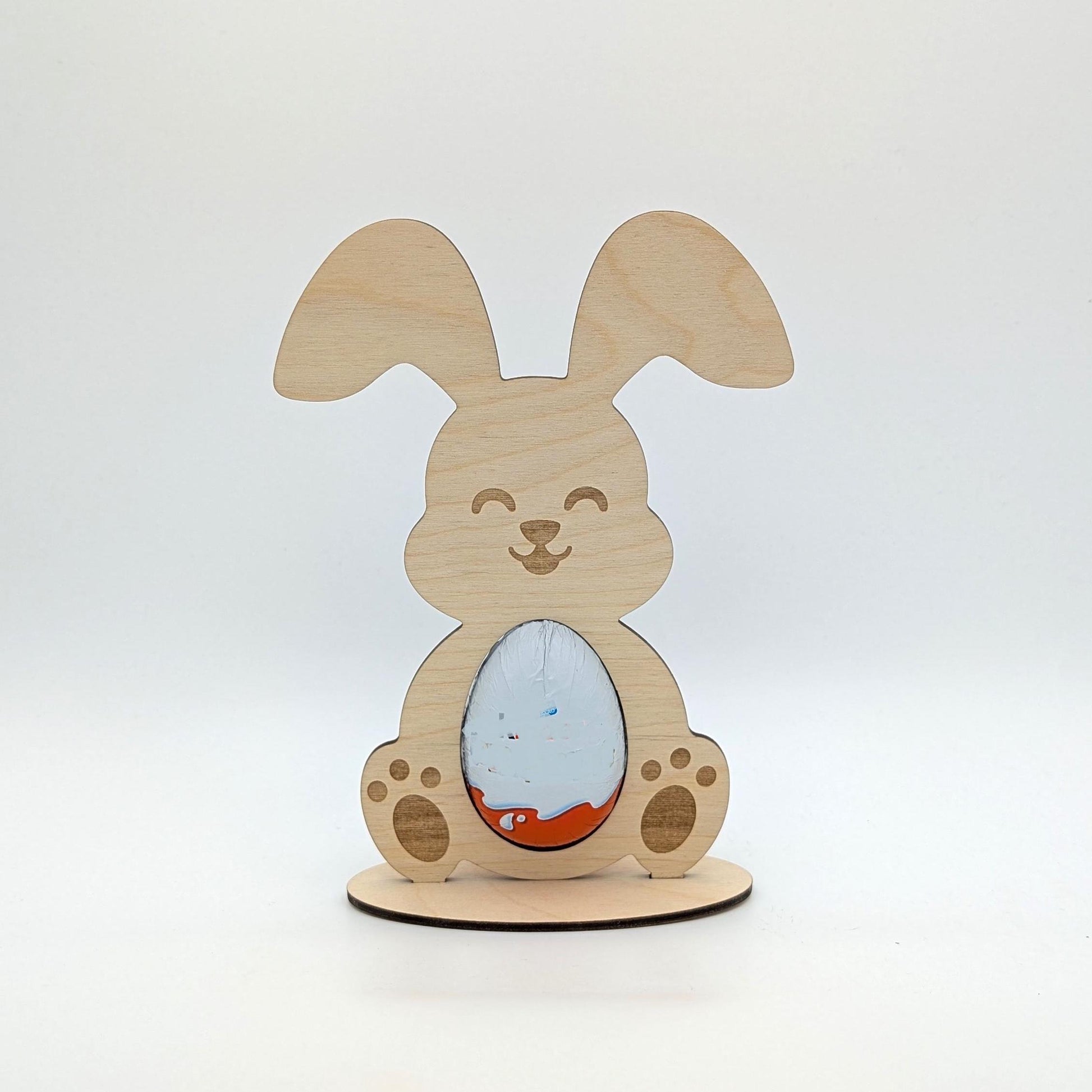 Osterhase aus Holz, in den Bauch passt ein Ü-ei hinein, Personalisiert für Kinder zu Ostern