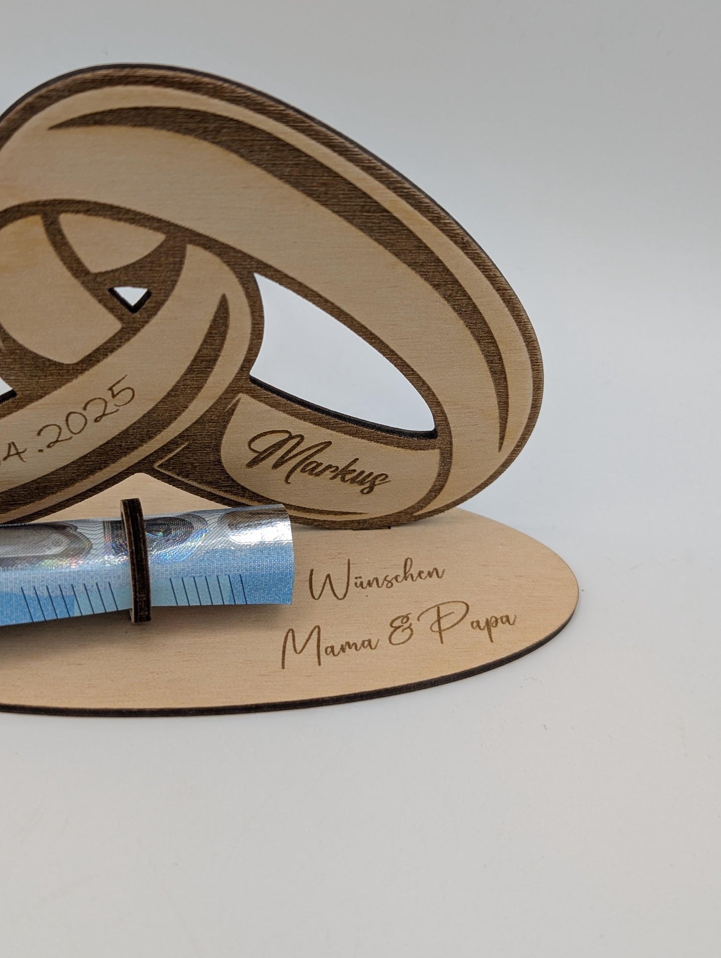 Geldgeschenk aus Holz zur Hochzeit, Personalisiert
