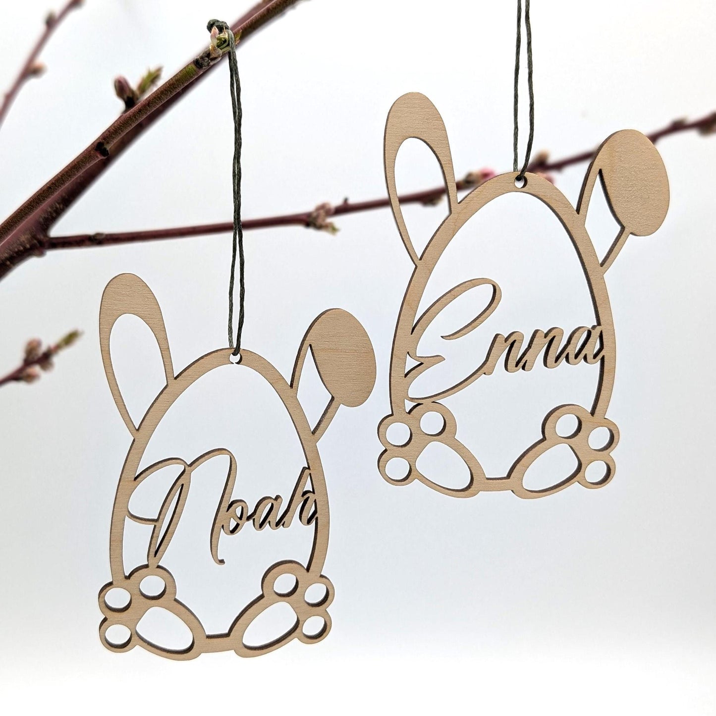 Ostereier aus Birkenholz, als Geschenkanhänger, Platzkarten oder als kleine Geschenkidee zu Ostern. Personalisiert mit Namen