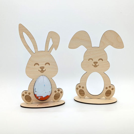 Osterhase aus Holz, in den Bauch passt ein Ü-ei hinein, Personalisiert für Kinder zu Ostern