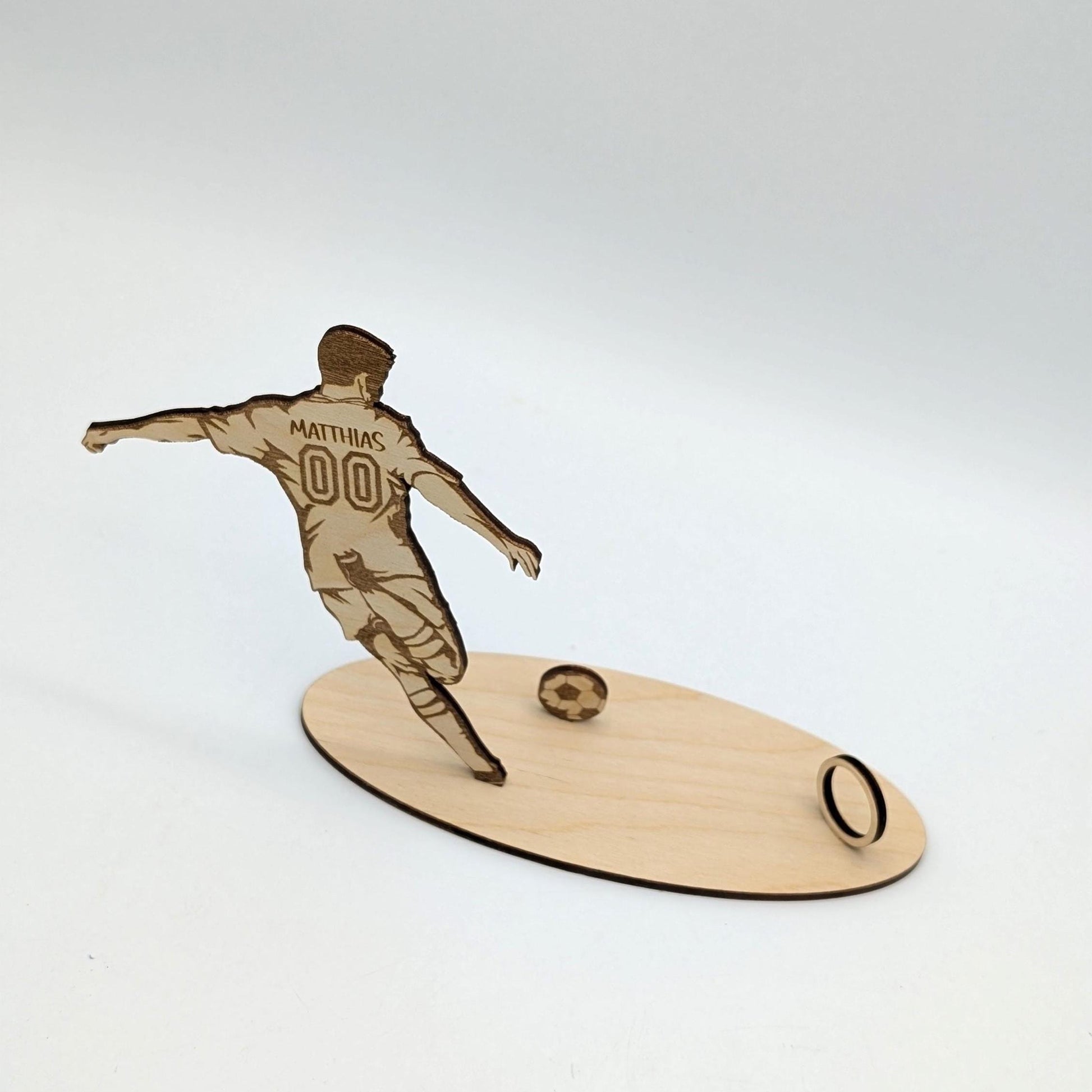 Geldgeschenk Personalisiert für Fußballfans, Geschenkidee aus Birkenholz zum Geburtstag mit Name