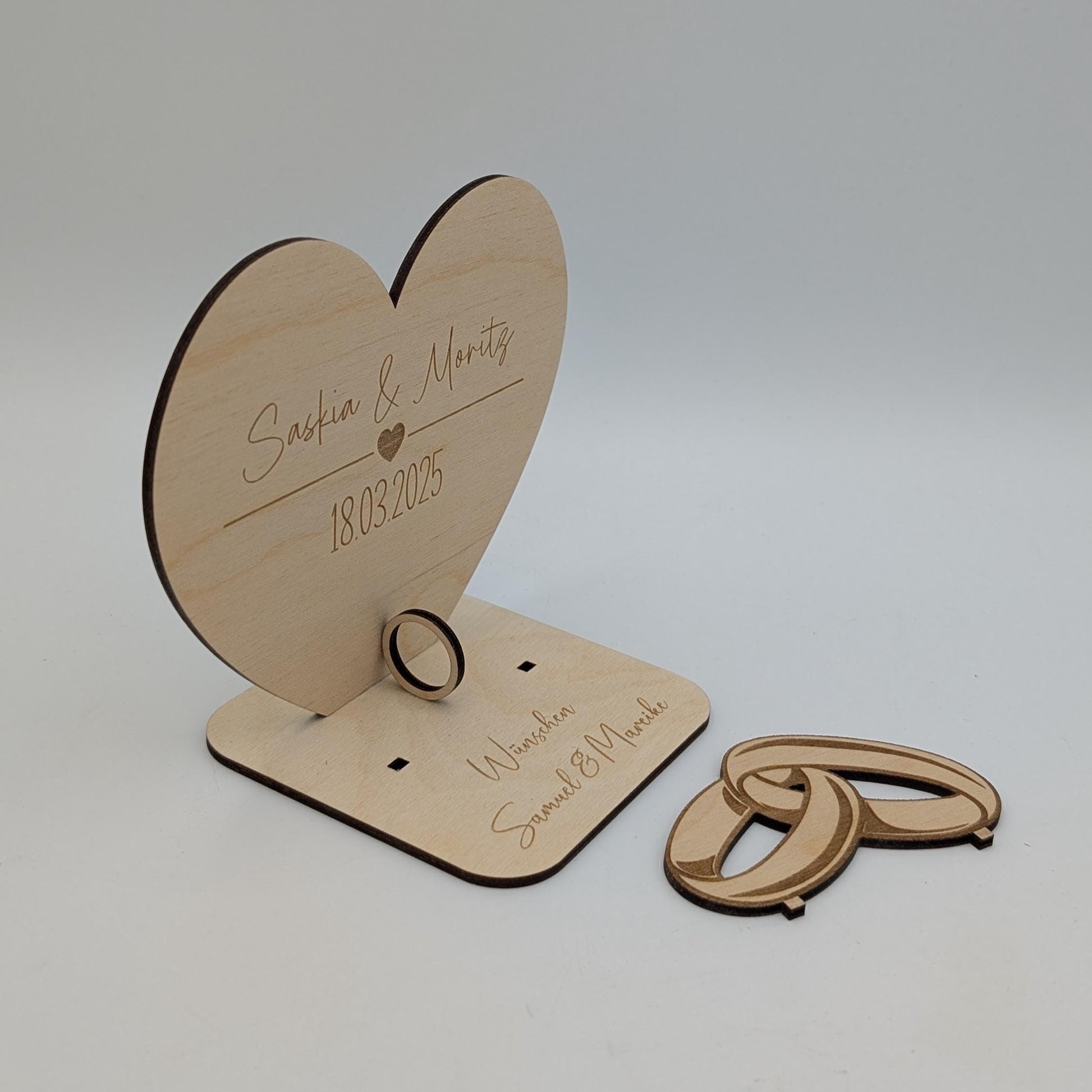 Geldgeschenk aus Holz zur Hochzeit, Personalisiert mit Namen und Datum