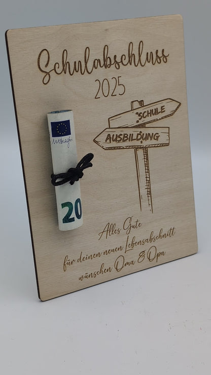 Personalisierte Holz-Geschenkkarte zum Schulabschluss – Kreatives Geldgeschenk aus Birkenholz