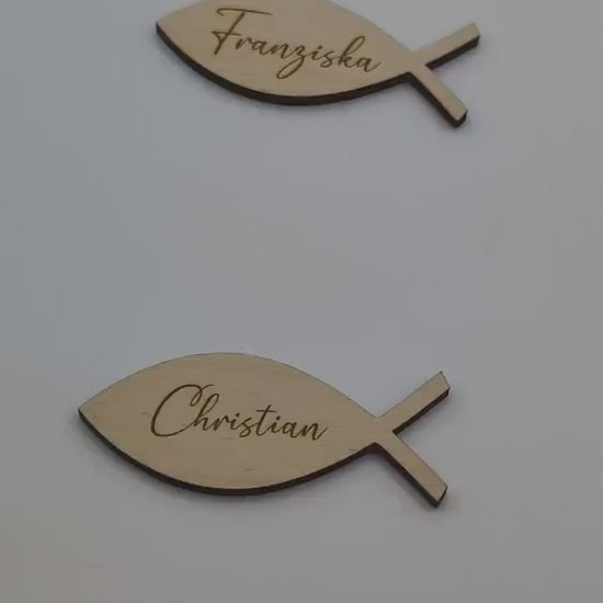Namensschilder, Personalisierte Fische als Tischdekoration, Gastgeschenk, Platzkarten aus Holz zur Taufe, Kommunion, Konfirmation, Firmung