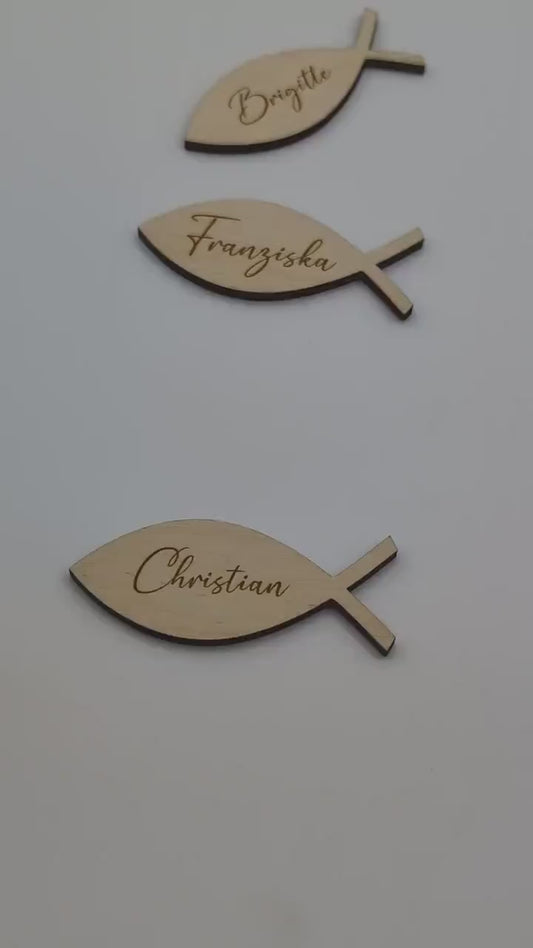 Namensschilder, Personalisierte Fische als Tischdekoration, Gastgeschenk, Platzkarten aus Holz zur Taufe, Kommunion, Konfirmation, Firmung