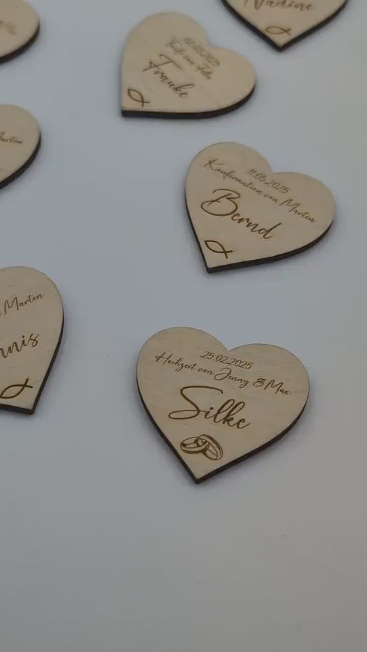 Personalisierte Namensschilder in Herzform – Perfekte Platzkarten zur Hochzeit, Konfirmation, Taufe, Geburtstag, Gastgeschenk als Erinnerung