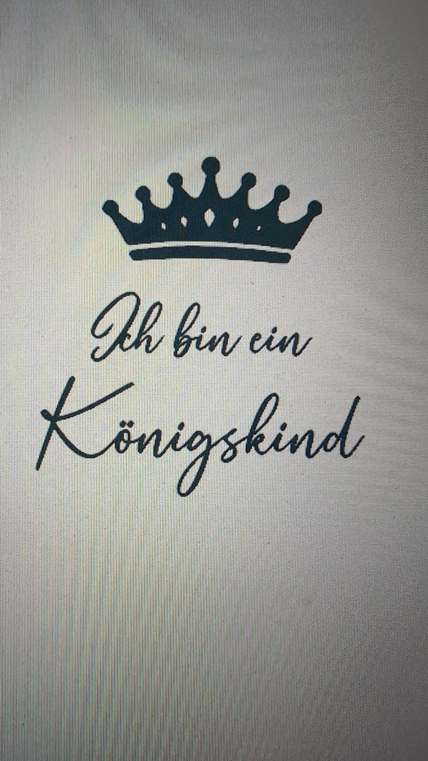 Schriftzug mit Krone aus holz